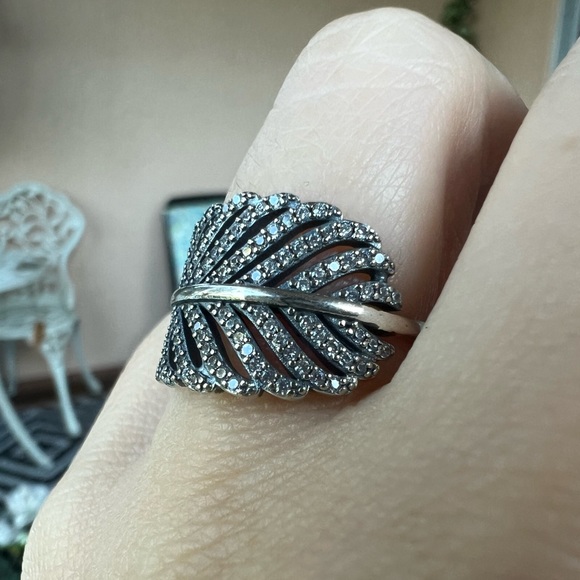 Light as a Feather Clear CZ Ring - Size 8 - Picture 5 of 14